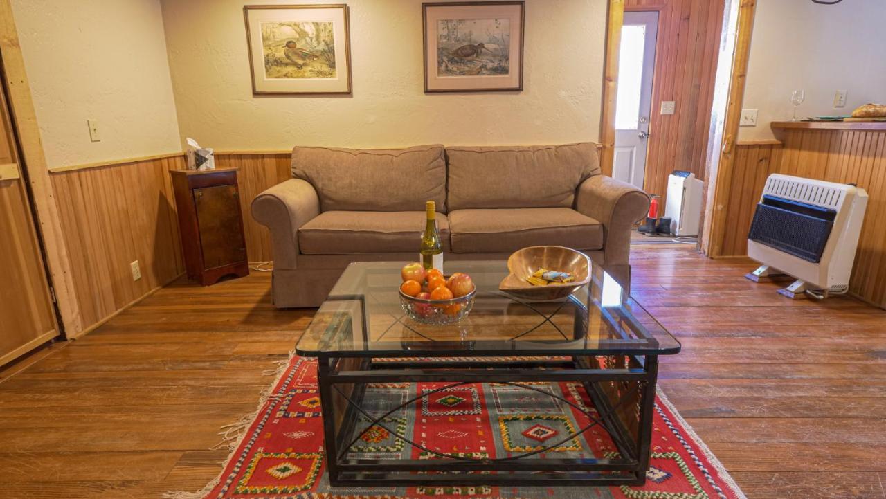 Aubin Sky Lodging At The Yl Ranch Savery Exteriér fotografie