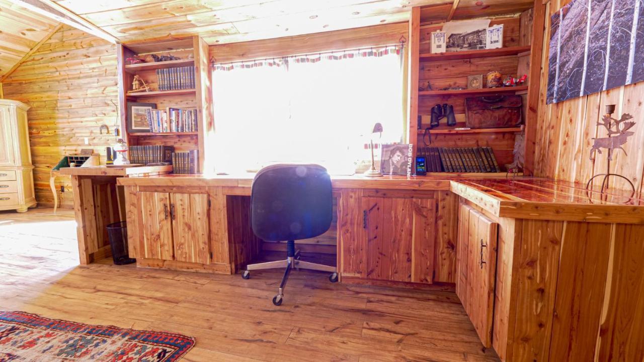 Aubin Sky Lodging At The Yl Ranch Savery Exteriér fotografie