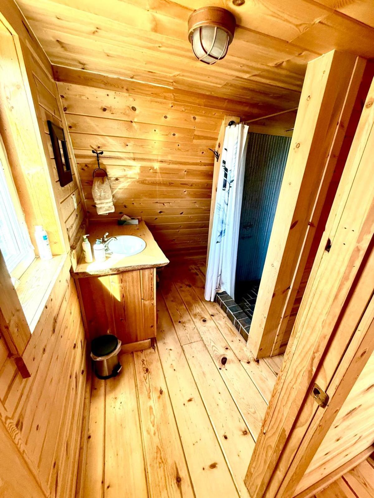 Aubin Sky Lodging At The Yl Ranch Savery Exteriér fotografie