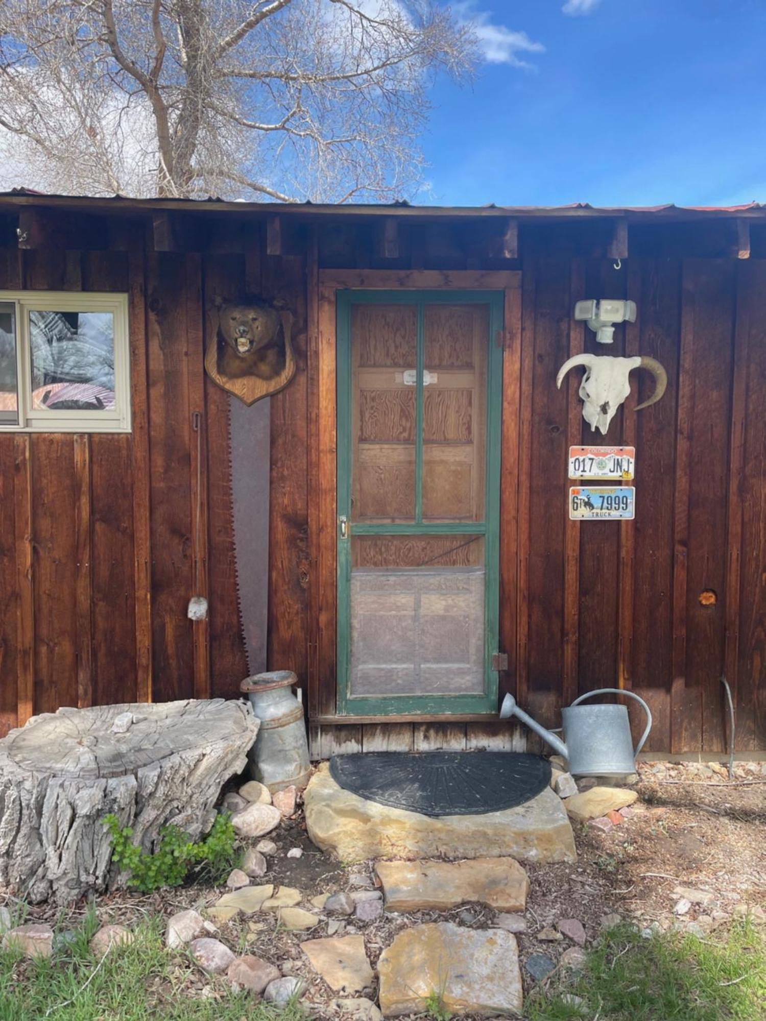 Aubin Sky Lodging At The Yl Ranch Savery Exteriér fotografie